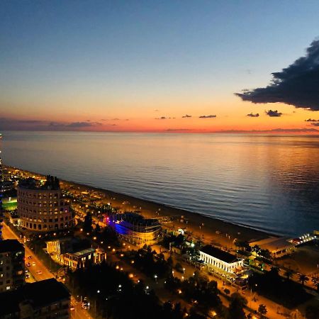 Orbi City Batumi Exterior photo