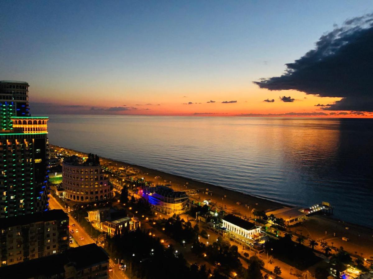 Orbi City Batumi Exterior photo